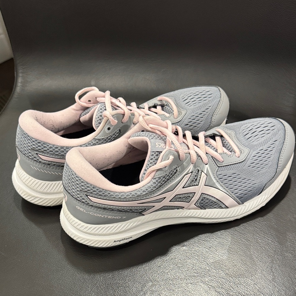 ASICS Women's Gray and Light Pink Athletic Shoes size 9.5 wide